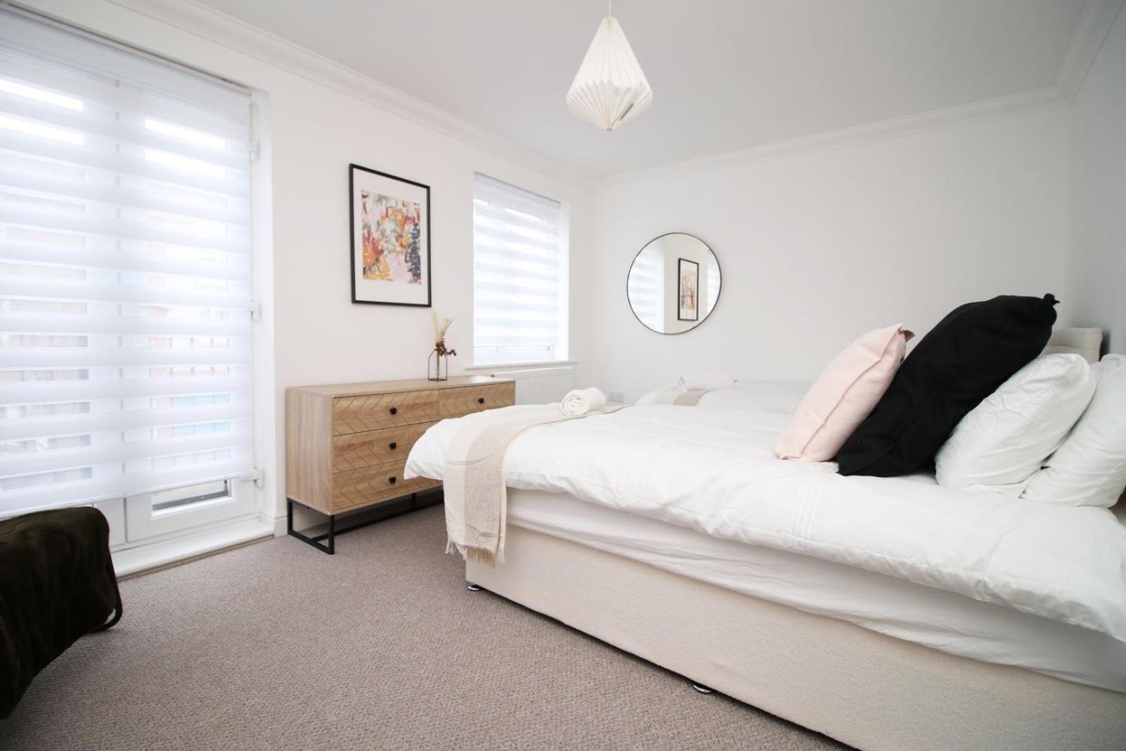 Spacious 5 Bedroom | With Fenced Backyard Newport  Luaran gambar